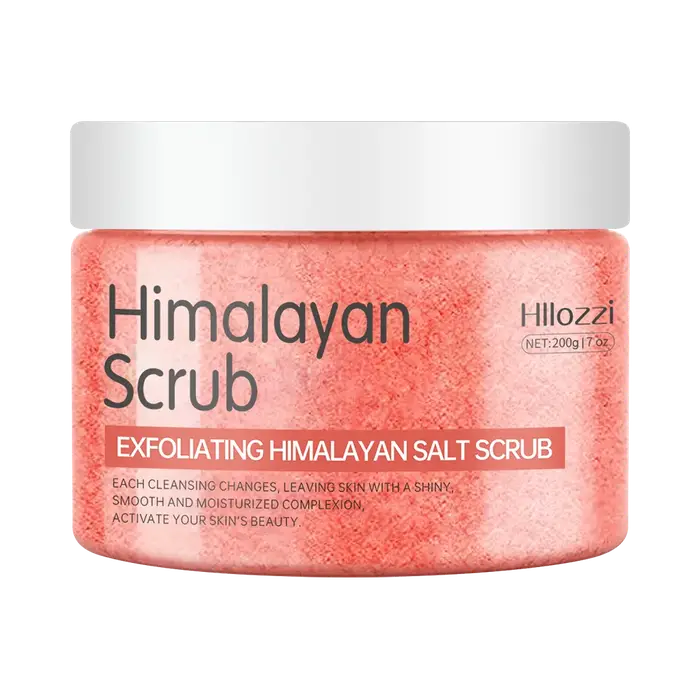 Le gommage au sel de l'Himalaya nettoie la peau
