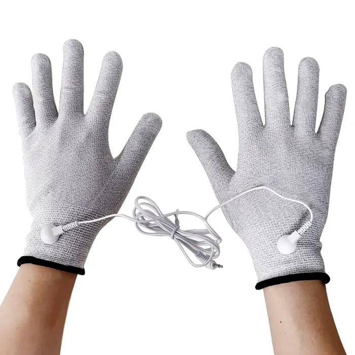 Gants, chaussettes