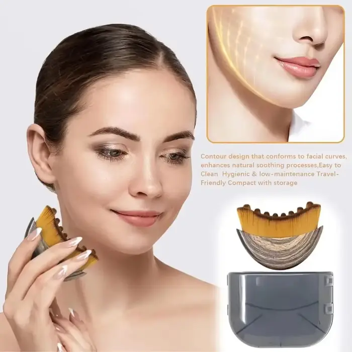 La brosse de massage pour le visage et le corps