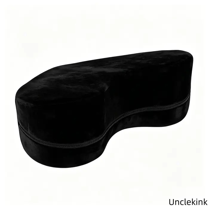 Coussin orthopédique en forme de cœur noir