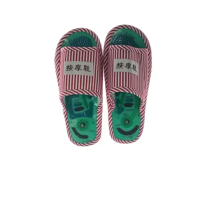 Pantoufles d'acupuncture pour massage des pieds