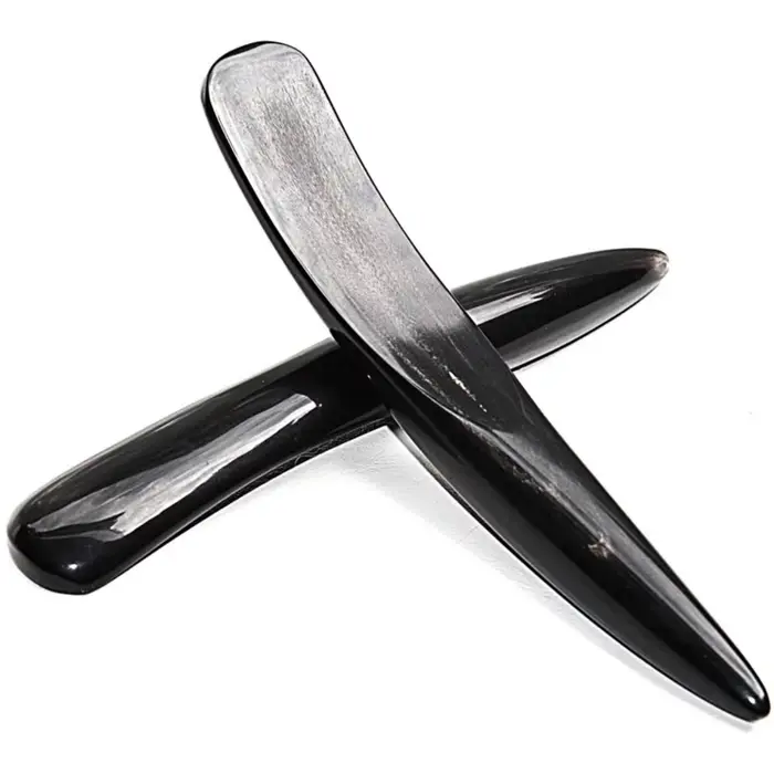 Planche de massage Gua Sha en corne de buffle noire
