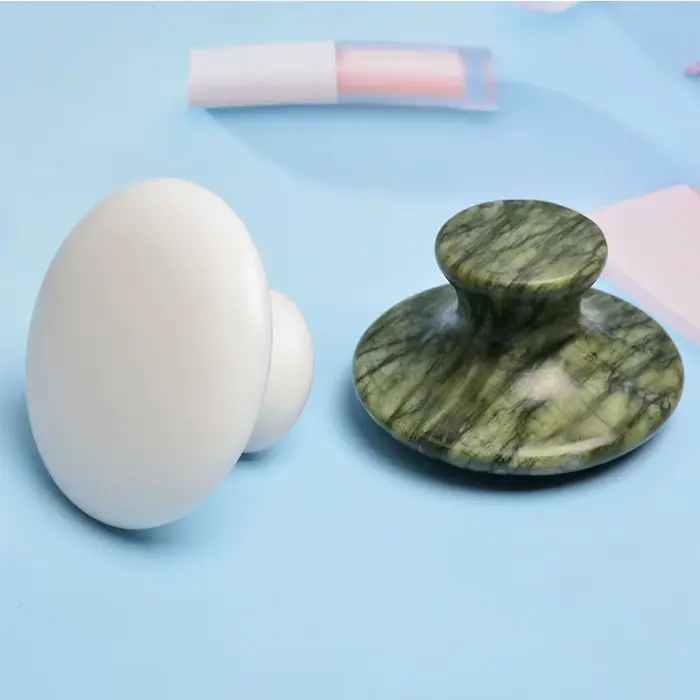 Masseur de tête de champignon en Jade naturel
