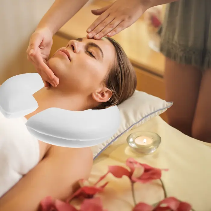 Oreiller Cervical compensé confortable pour le visage et le sommeil